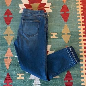 WHBM The Slim Ankle Jeans